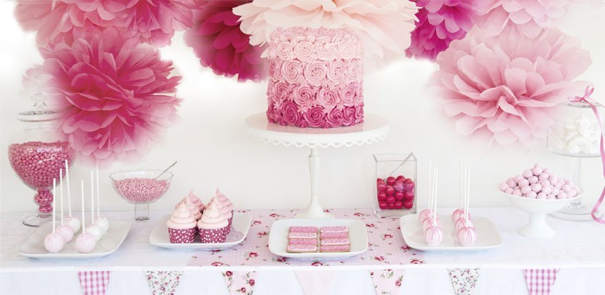 Rosa Dekoration, Cupcakes, Desserts und mehr.
