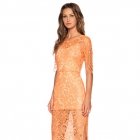 Kleider für Hochzeitsgäste: Spitzenkleid in Orange