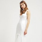 Hochzeitskleider günstig: Hautenges Kleid von Unique
