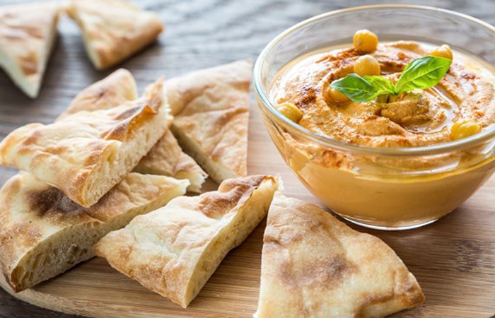 Perfekt zu Hummus & Co: Fladenbrot (Pita)