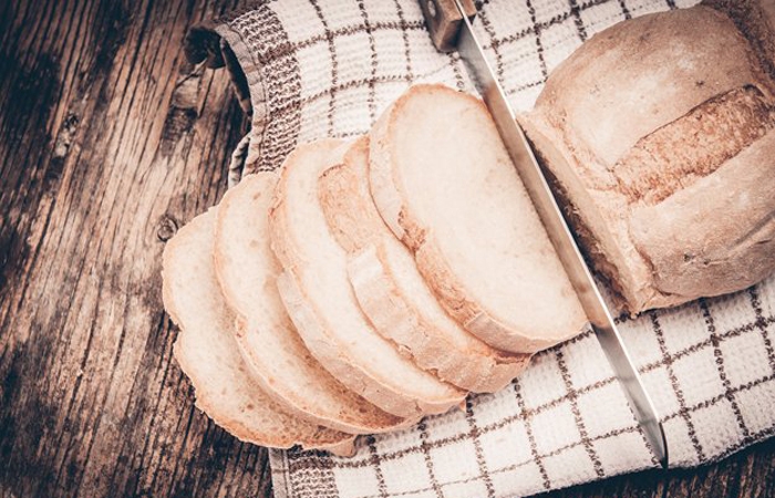 Gesund und saftig: Quark-Brot backen ohne Hefe